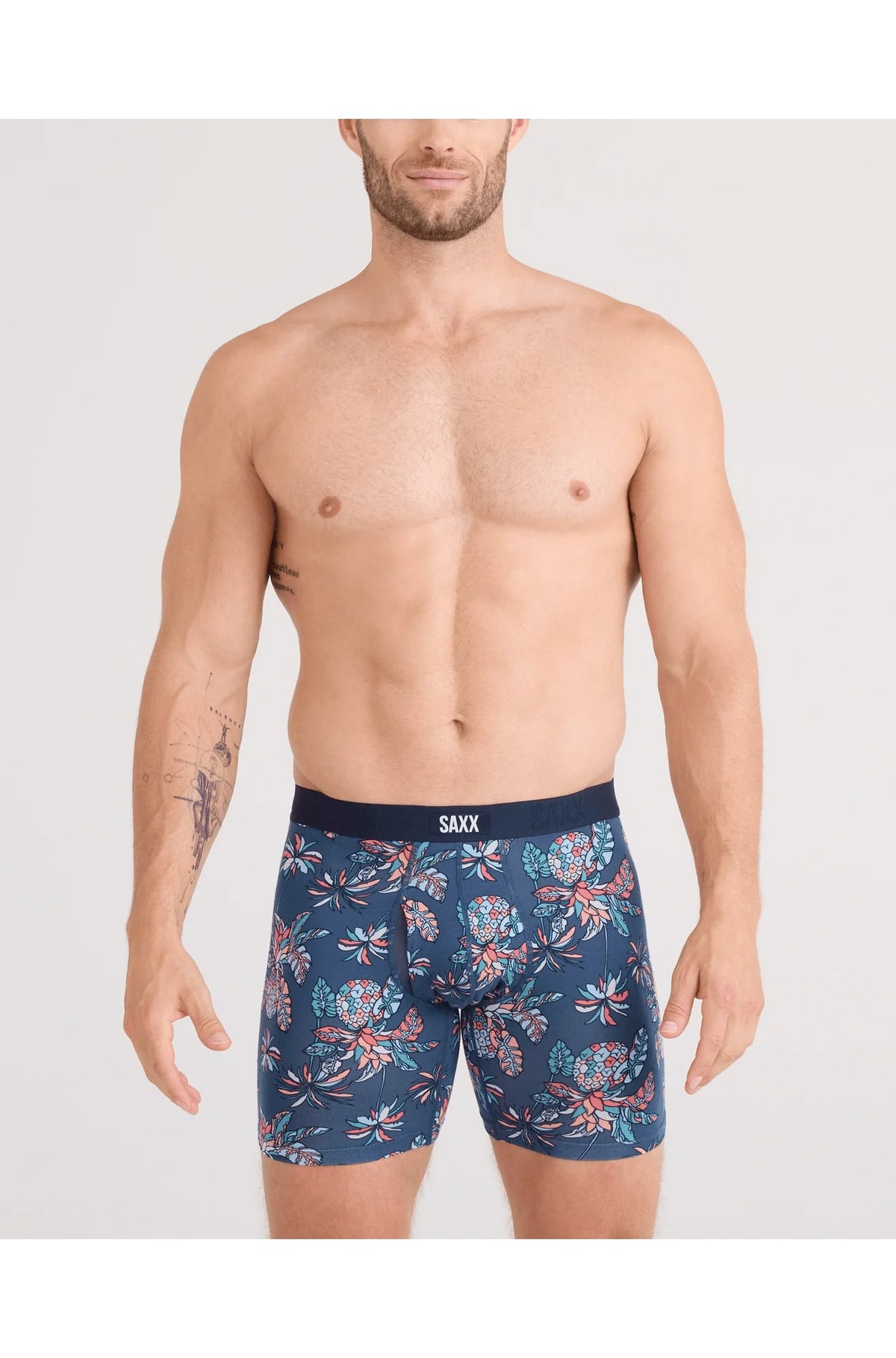 Boxer pour homme par Saxx | SXVX24F Ananas Tropique - Indigo | Machemise.ca, vêtements mode pour hommes