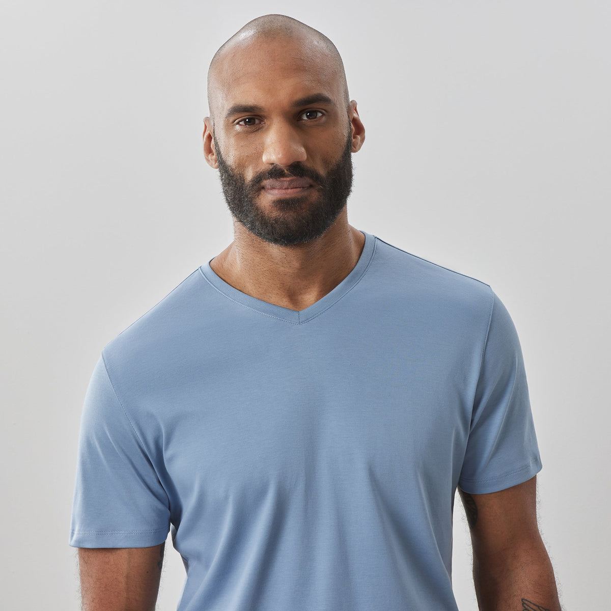 T-shirt à manches courtes pour homme par Robert Barakett | 23336V Georgia Bleu Douve | Machemise.ca, vêtements mode pour hommes