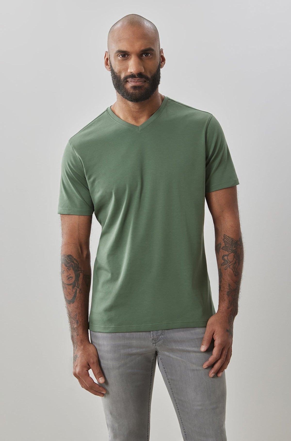 T-shirt à manches courtes pour homme par Robert Barakett | 23336V Georgia Saule Blanc | Machemise.ca, vêtements mode pour hommes