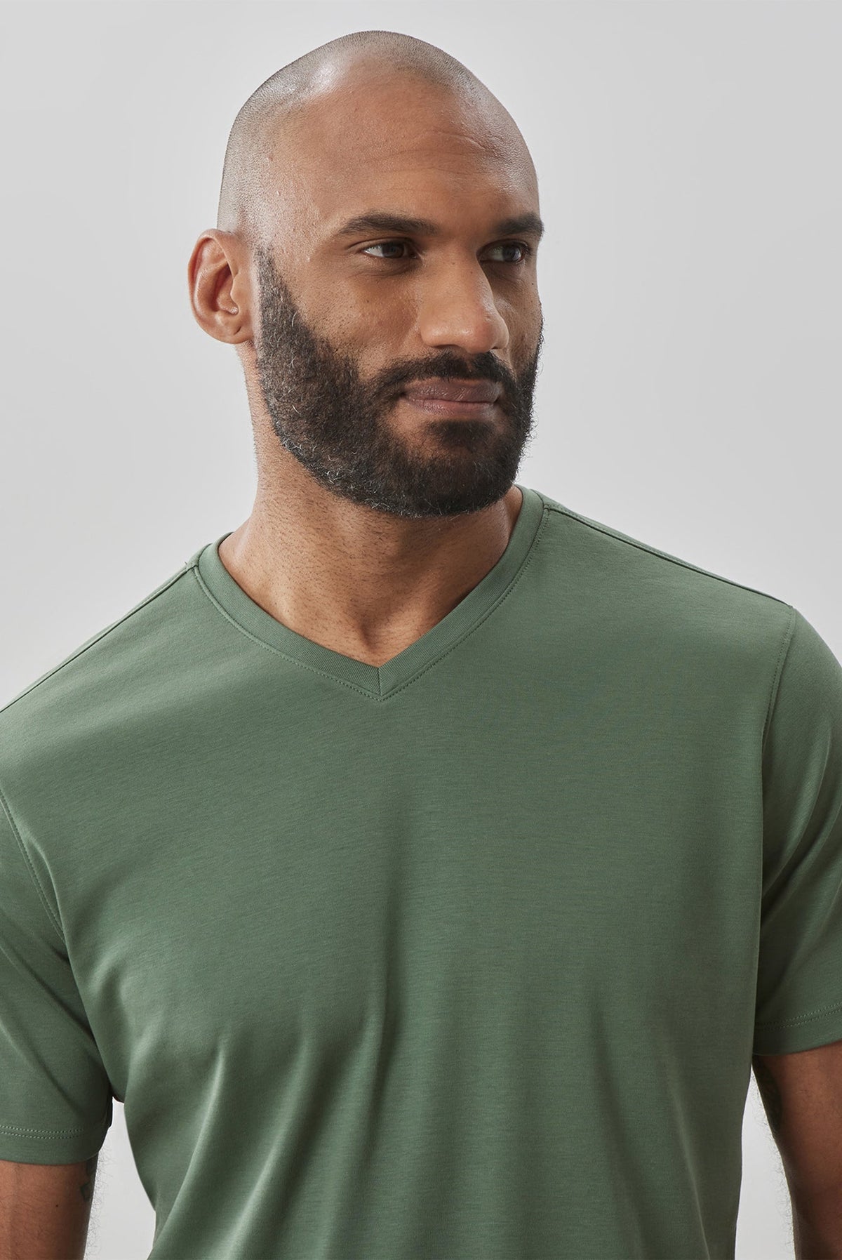 T-shirt à manches courtes pour homme par Robert Barakett | 23336V Georgia Saule Blanc | Machemise.ca, vêtements mode pour hommes