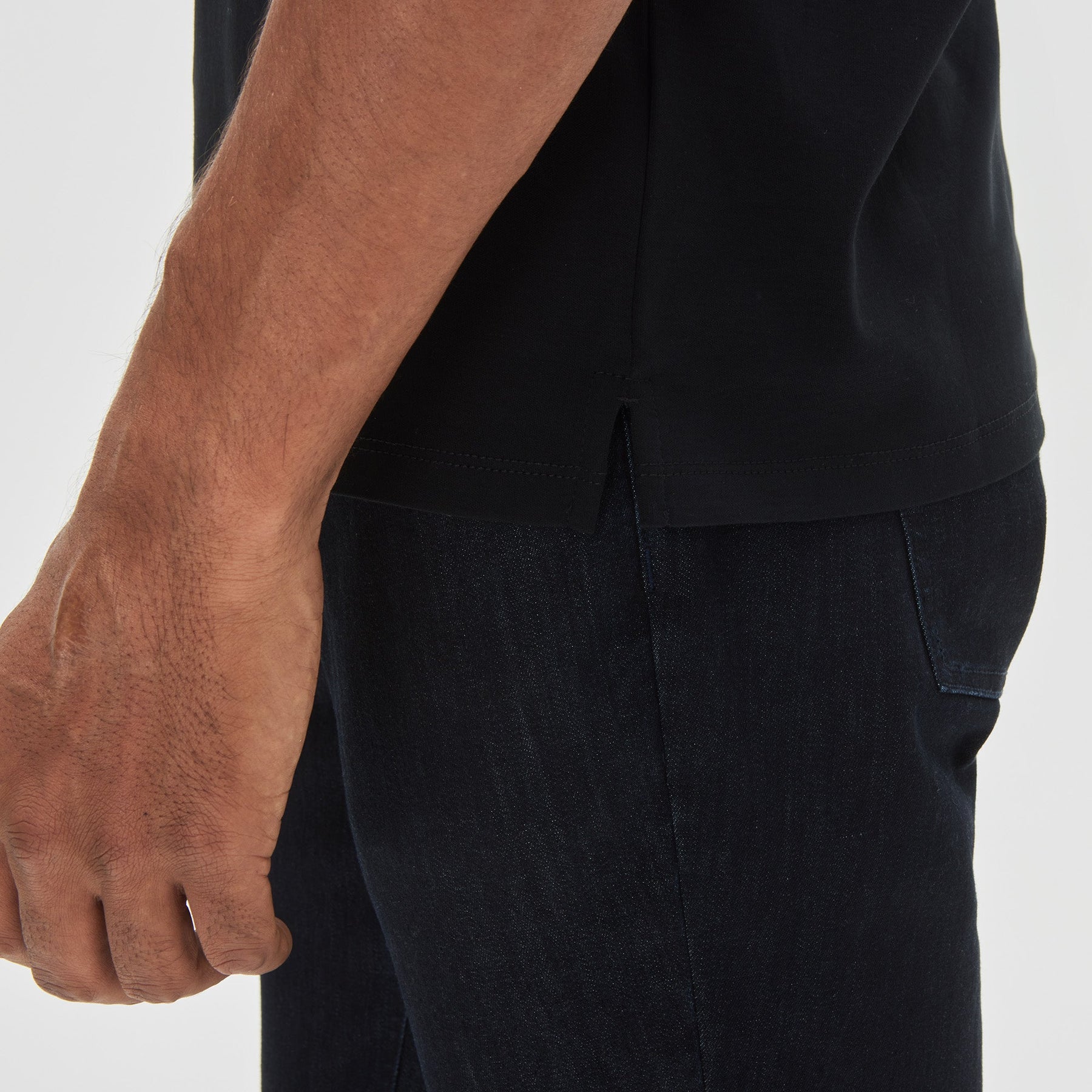 T-shirt à manches courtes pour homme par Robert Barakett | 23336V Georgia Noir | Machemise.ca, vêtements mode pour hommes