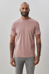 T-shirt à manches courtes pour homme par Robert Barakett | 23336 Georgia Corail | Machemise.ca, vêtements mode pour hommes