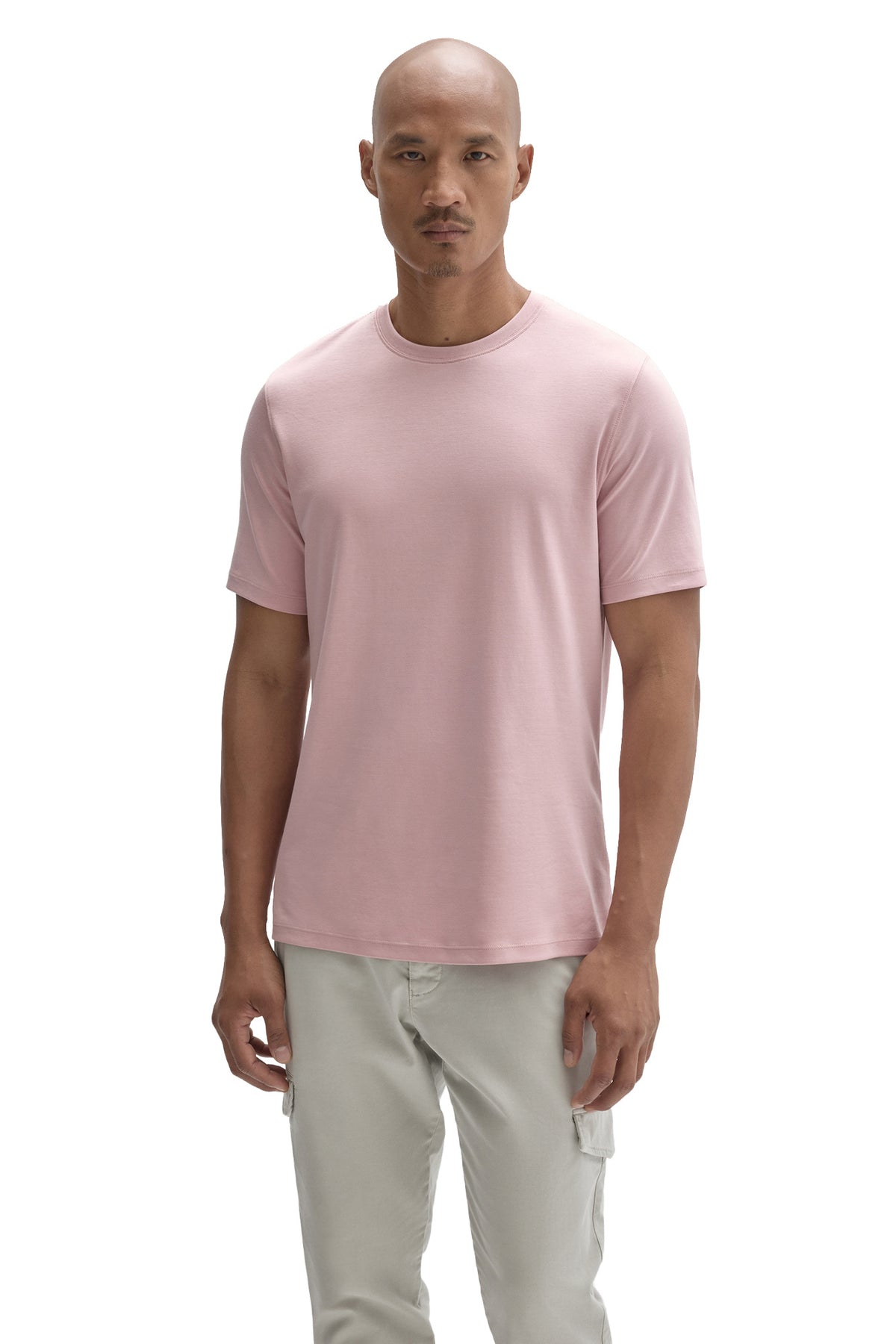 Vue de face du T-Shirt rose pâle à manches courtes avec ourlet droit et poitrine unie pour homme par Robert Barakett