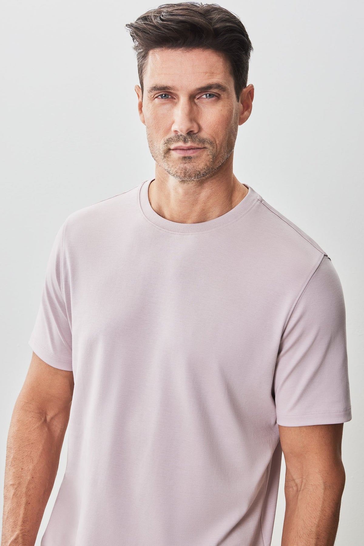 T-Shirt pour homme par Robert Barakett | Georgia 23336 Rose Brumeux | Machemise.ca, vêtements mode pour hommes