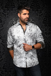 Chemise blanche à imprimé noir et gris, vue de face avec poignets contrastants pour homme par Au Noir