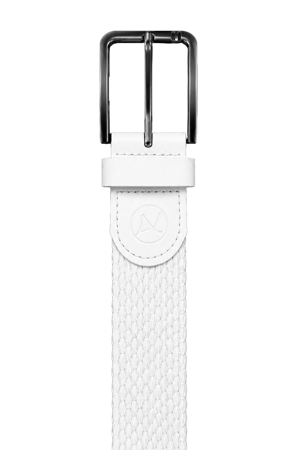 Ceinture blanche tressée avec boucle noire et logo embossé pour homme par Au Noir, en gros plan