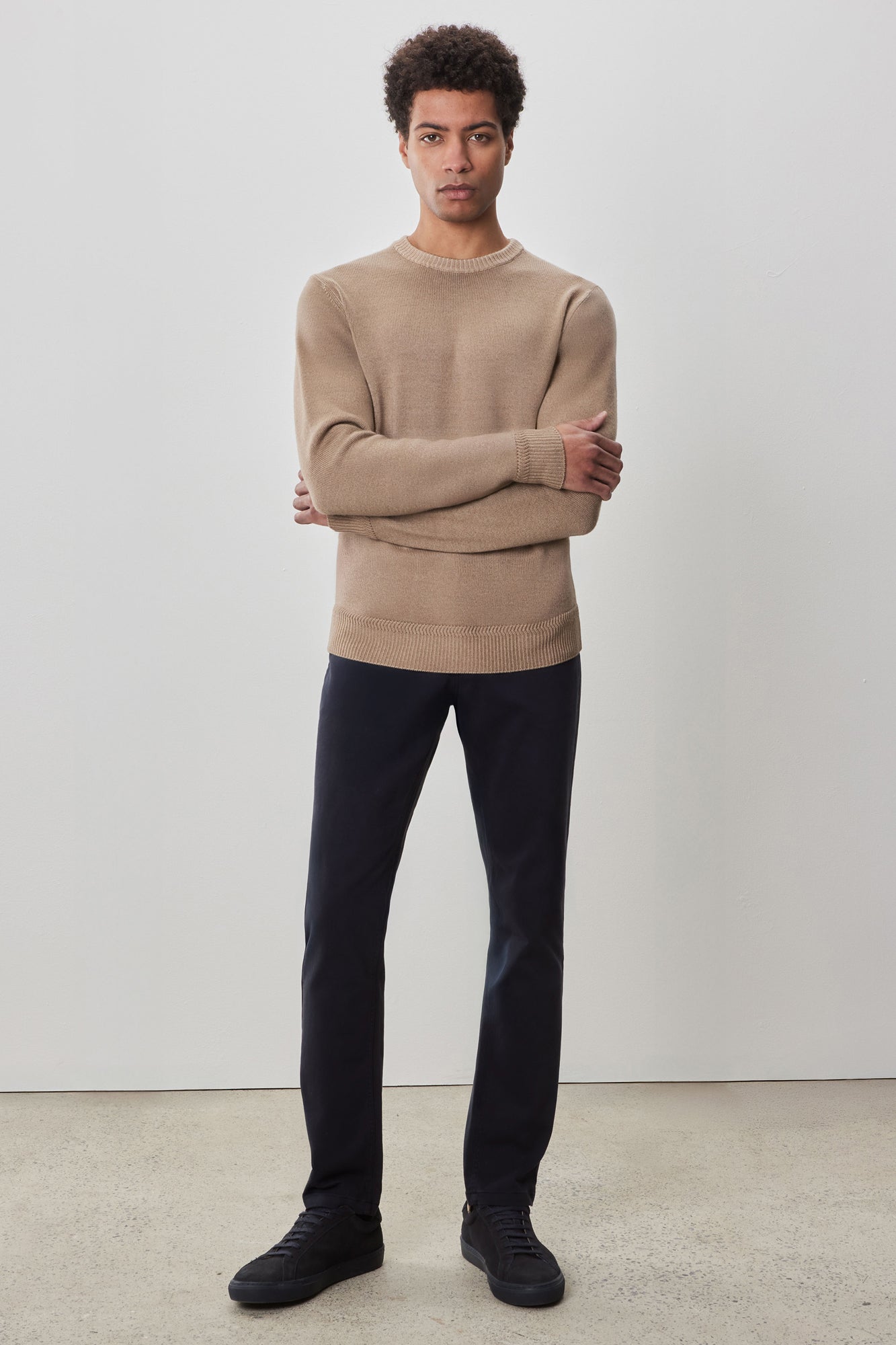 Chandail M.L. col rond pour homme par Robert Barakett | RB32345 Bertona Tan | Machemise.ca, vêtements mode pour hommes