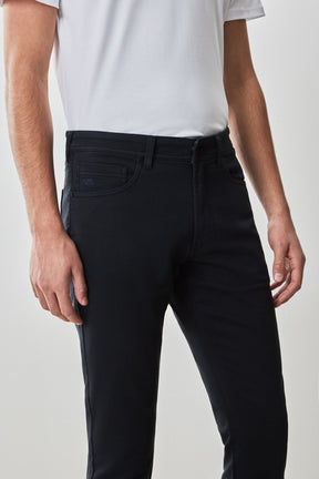 Pantalon 5 poches pour homme par Robert Barakett | RB41221 Linear Minuit | Machemise.ca, vêtements mode pour hommes