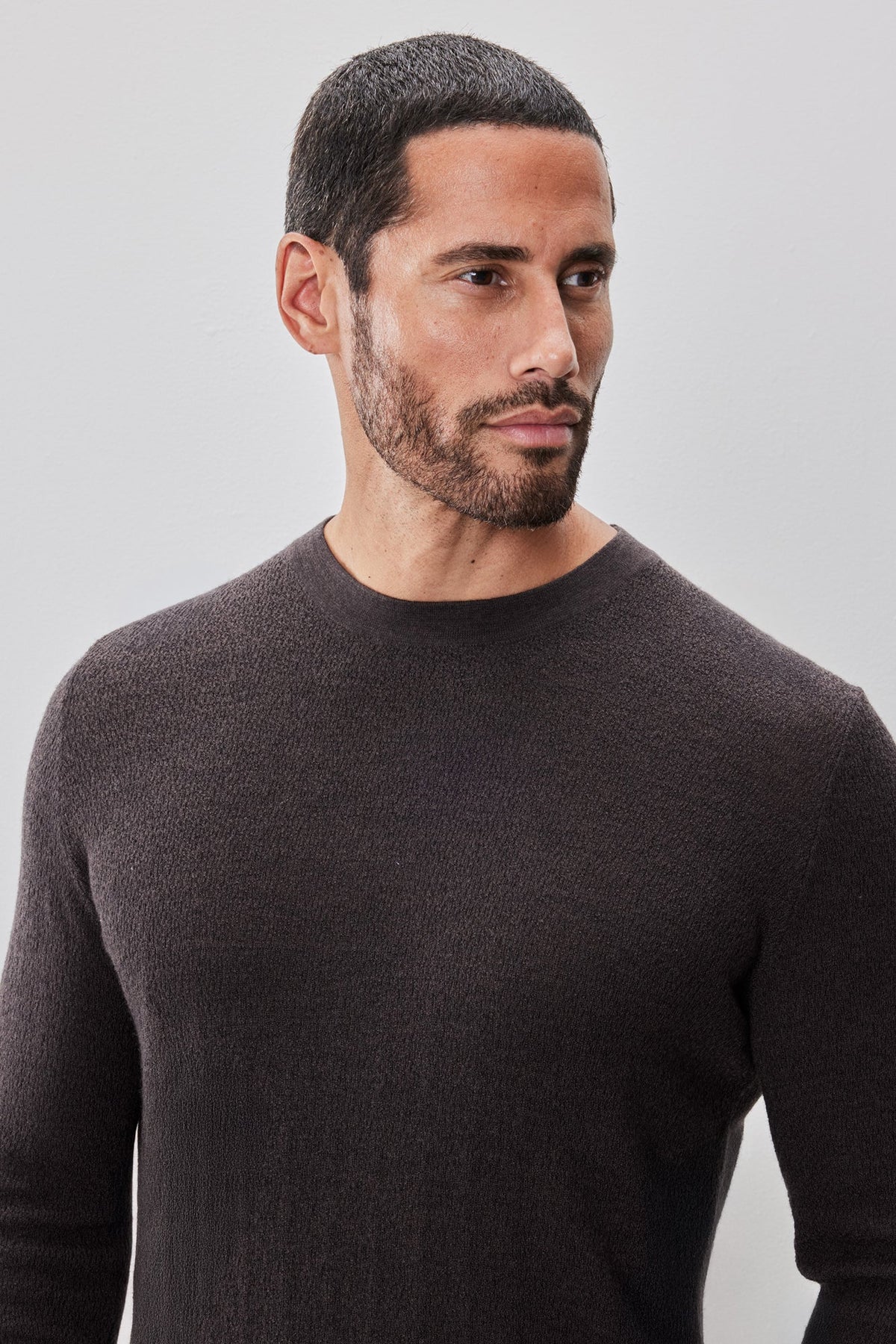 Chandail à manches longues col rond pour homme par Robert Barakett | Watertown RB41569 Brun | Machemise.ca, vêtements mode pour hommes