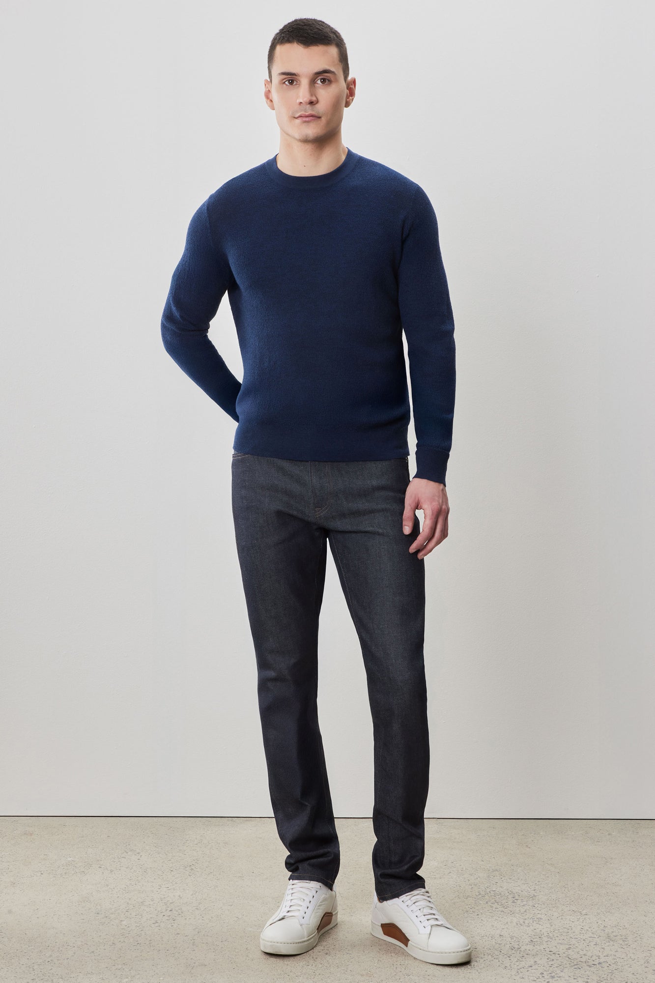 Chandail à manches longues col rond pour homme par Robert Barakett | Watertown RB41569 Bleu Foncé | Machemise.ca, vêtements mode pour hommes