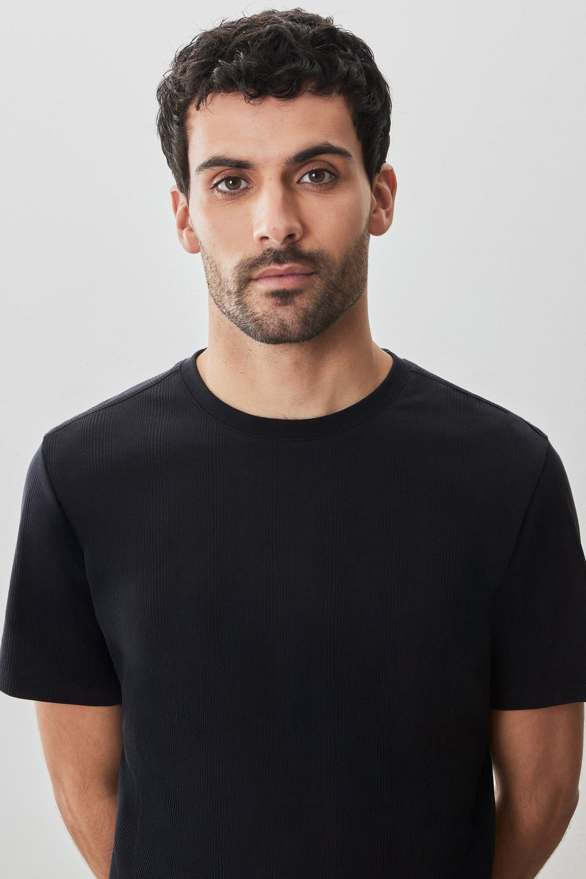 T-shirt col rond pour homme par Robert Barakett | RB51014 Portmao Noir | Machemise.ca, vêtements mode pour hommes