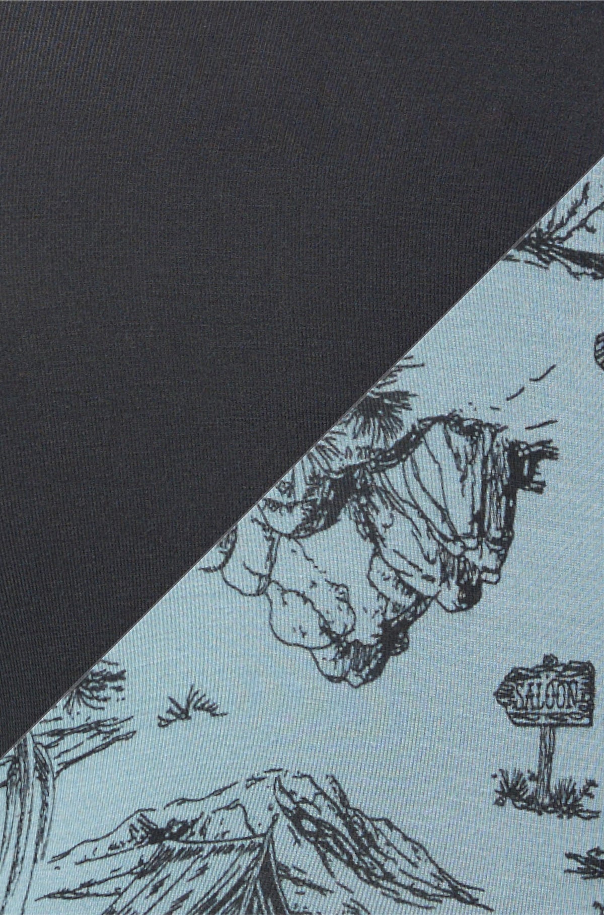Gros plan du sous-vêtement noir tricoté et tissu bleu pâle à motif désert avec tissu pour homme par Saxx