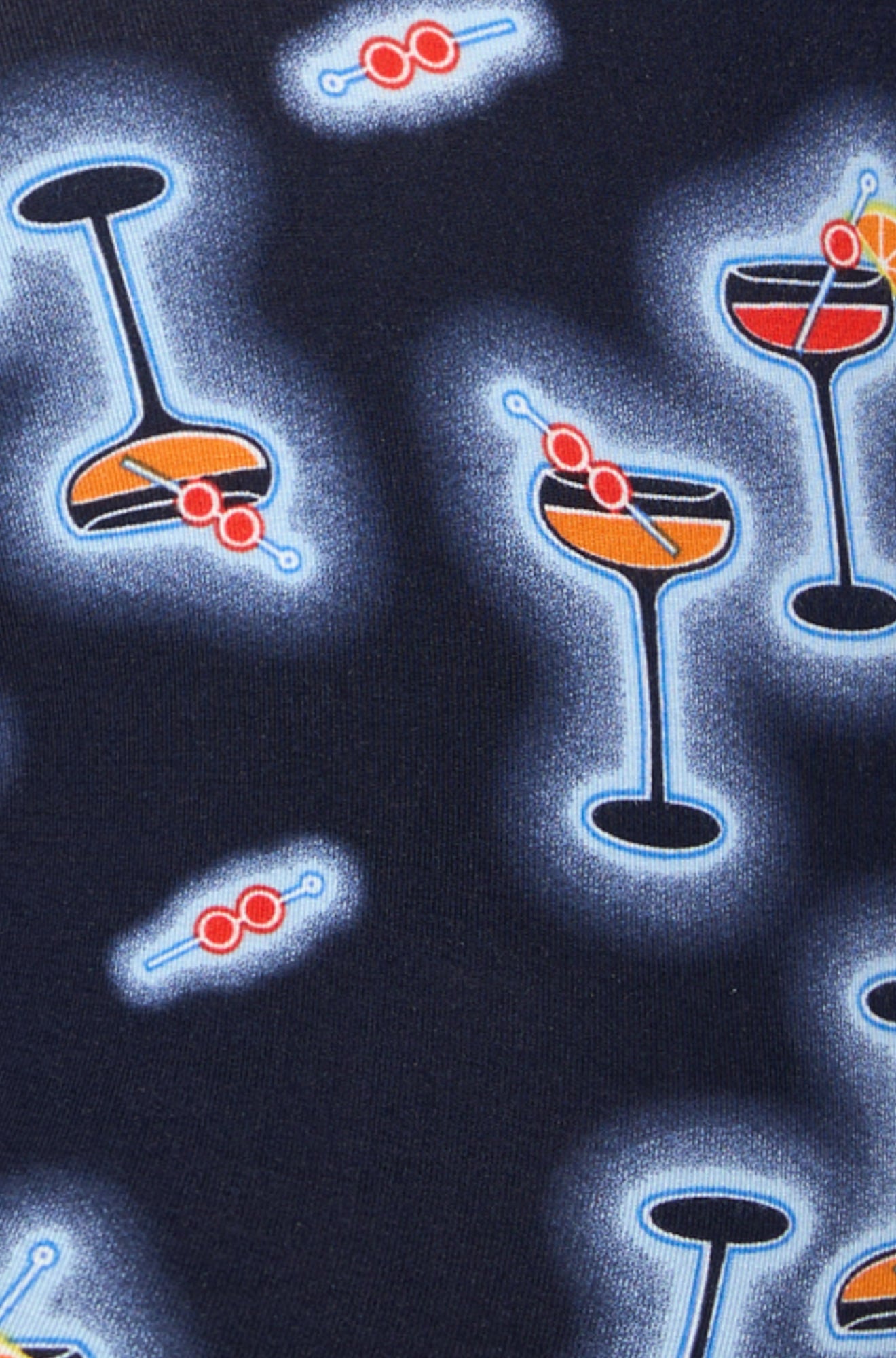 Sous-vêtement bleu marine avec tissu, imprimé verres à cocktails lumineux et cerises pour homme par Saxx, en gros plan