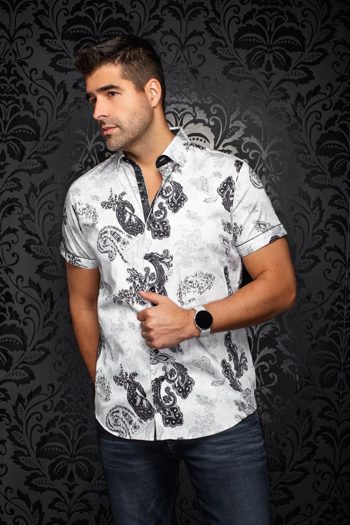 Chemise manches courtes en coton extensible pour homme par Au Noir | WATERFORD (SS) Blanc Noir | Machemise.ca, inventaire complet de la marque Au Noir